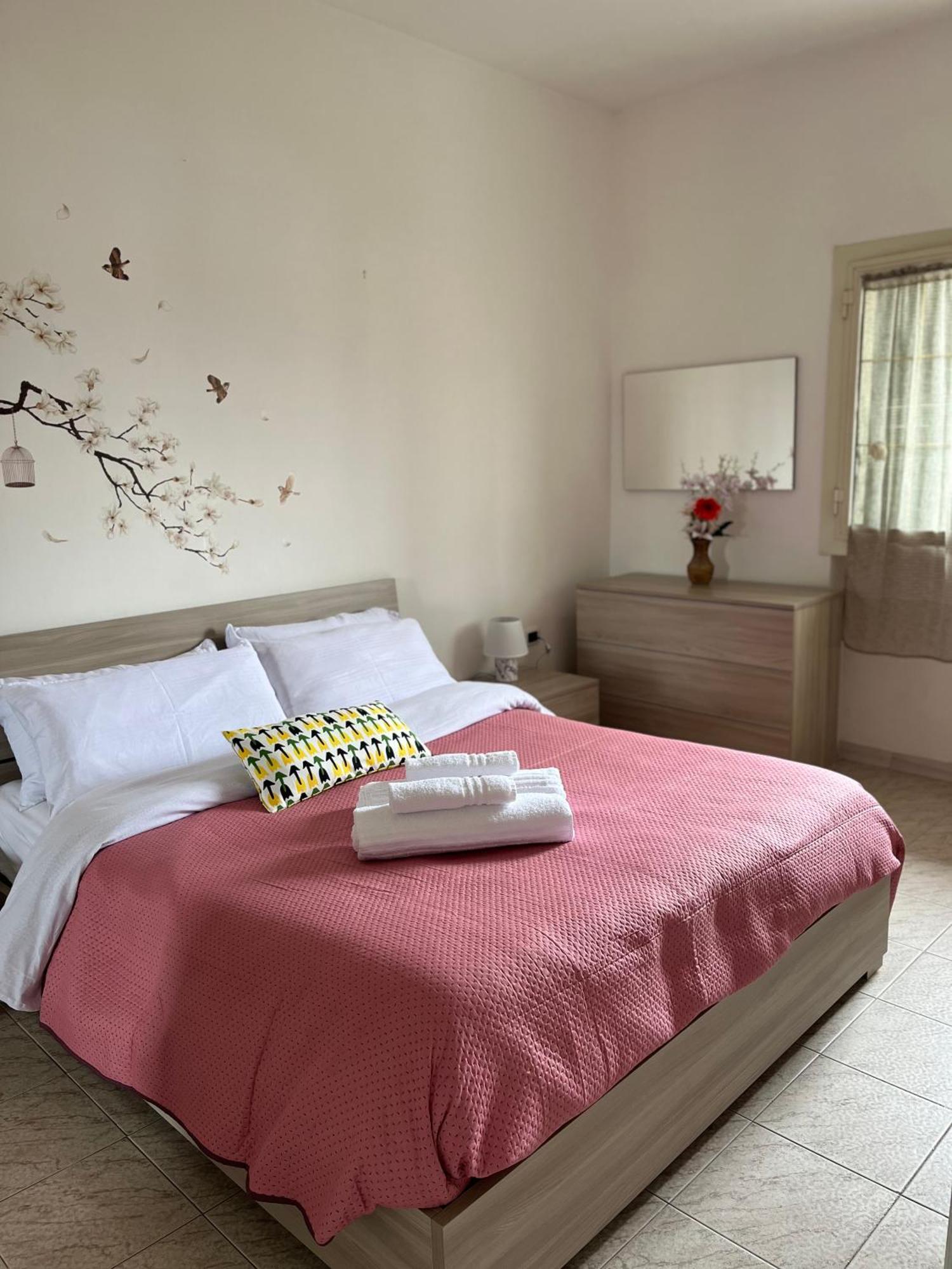 Apartment Monolocale Rosy 1 *